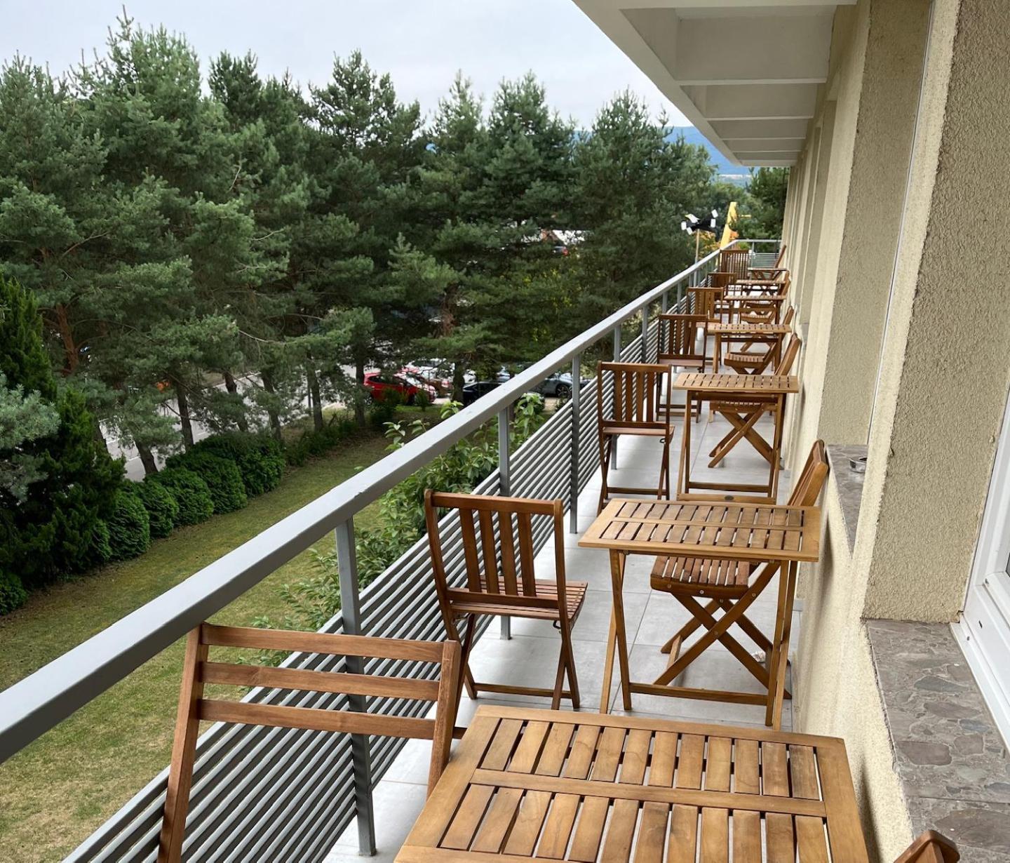 Bed & Breakfast Hotel Perla โนเว เมสโต นาด วาฮอม ภายนอก รูปภาพ